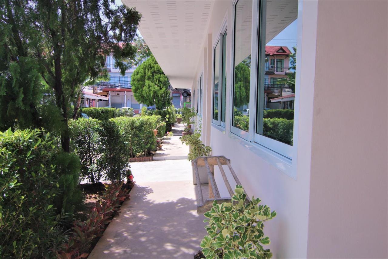 Bangrak Pier Samui Resort Kültér fotó
