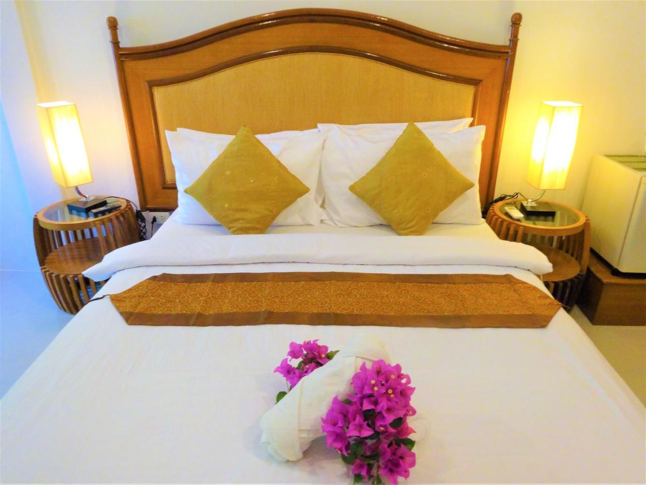 Bangrak Pier Samui Resort Kültér fotó